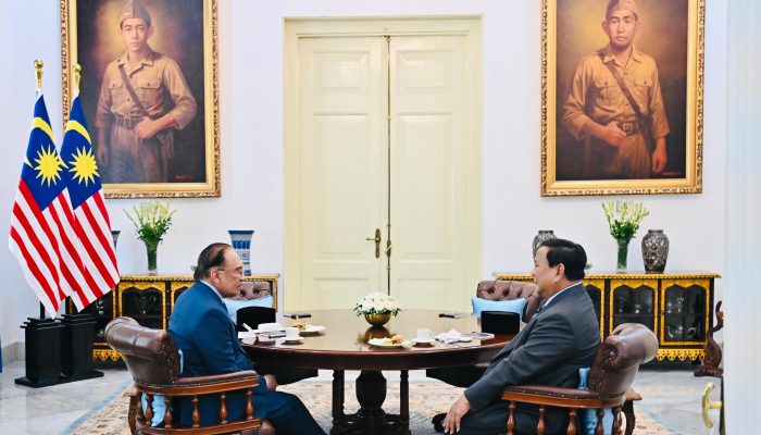 PM Anwar Minta Bantuan Prabowo Redam Konflik Myanmar, BIN Siap Bergerak!