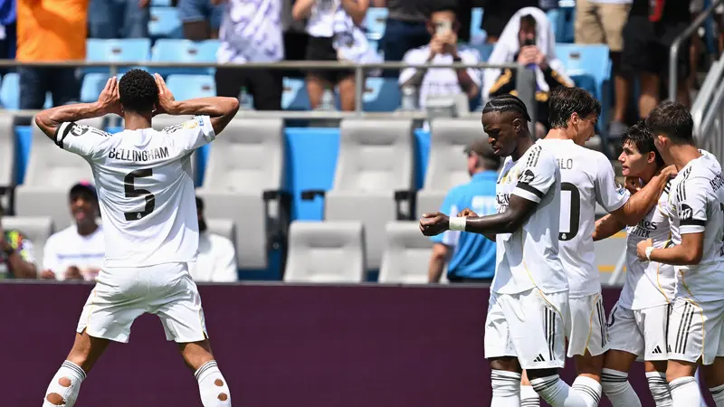 Jude Bellingham merayakan gol bersama rekan setim Real Madrid dalam laga melawan Pachuca di Piala Dunia Antarklub FIFA 2025.