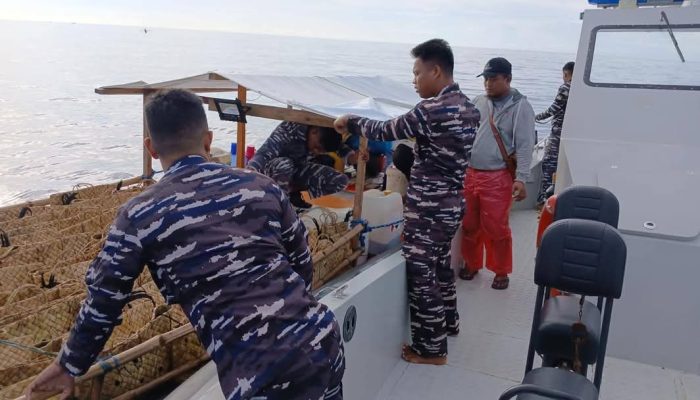 TNI AL Gagalkan Penyelundupan Ayam Ras Filipina dan Miras Ilegal di Perairan Sangihe