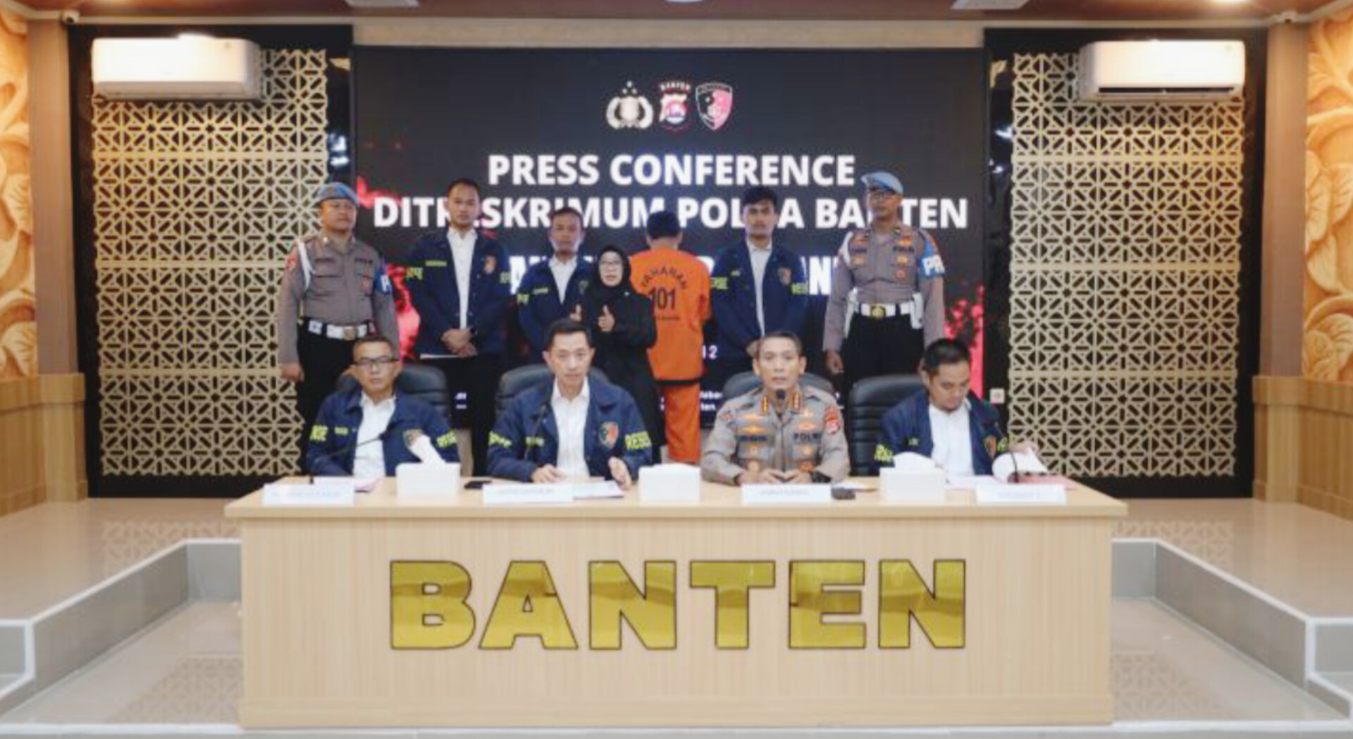 Ketua LSM lingkungan di Serang ditangkap karena memeras perusahaan limbah PT WPLI senilai Rp 400 juta dengan dalih tuntutan CSR