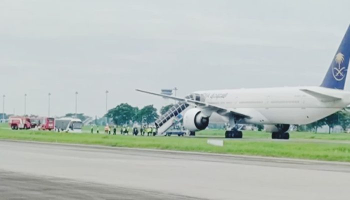 Teror Bom Hantui Jemaah Haji, Pesawat Saudi Airlines Mendarat Darurat di Medan