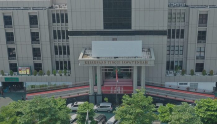 Mantan Pj Bupati Cilacap Ditahan, Negara Rugi Rp237 Miliar Akibat Dugaan Korupsi Tanah