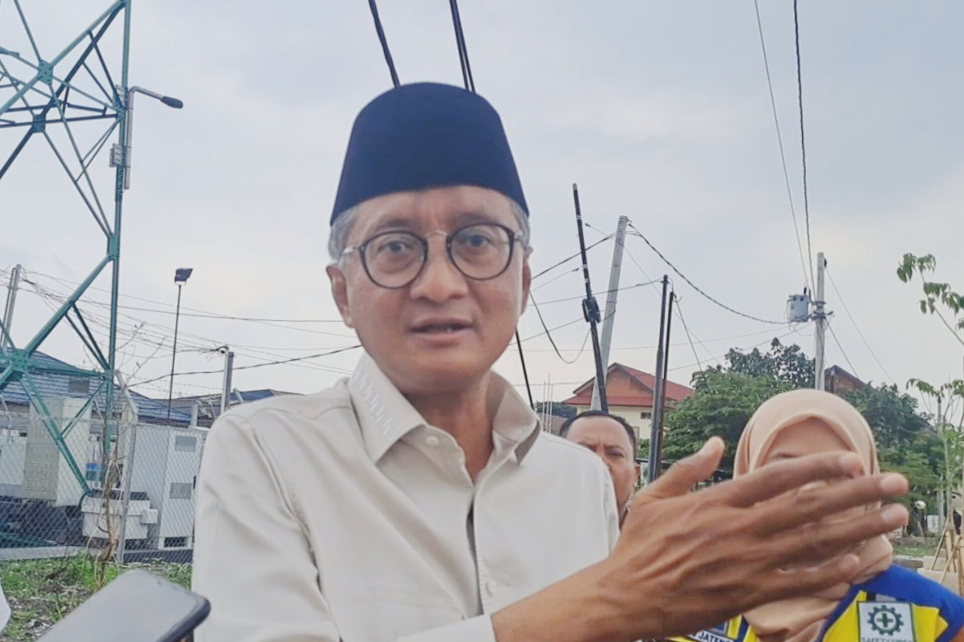 Menteri Pekerjaan Umum Dody Hanggodo menyampaikan pernyataan usai OTT KPK terkait proyek jalan Rp231,8 miliar di Sumatera Utara.