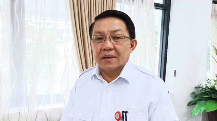 Denny Mangala beri ultimatum akan tempuh jalur hukum soal tudingan pencopotan plank RSUD OD-SK di forum DPRD Sulut.