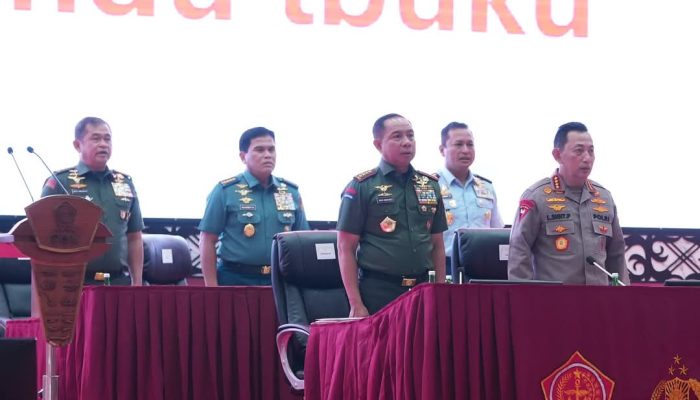 Panglima TNI dan Kapolri Bekali 2.000 Capaja: Jadilah Garda Terdepan Menuju Indonesia Emas 2045