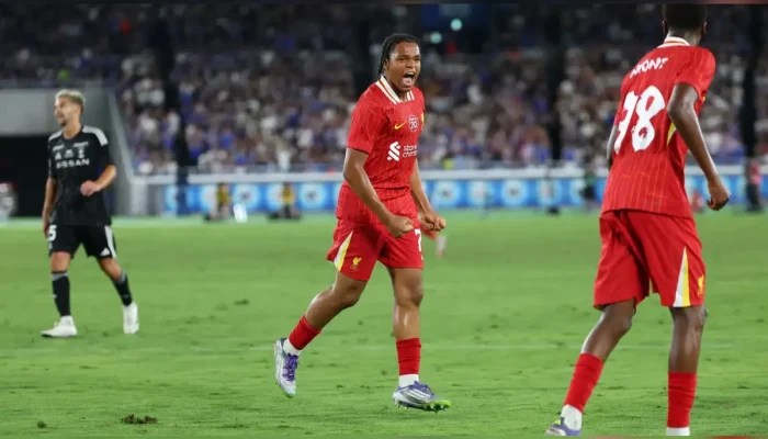 Liverpool Tumbangkan Yokohama F Marinos 3-1 di Jepang, Ekitike Jalani Debut, Sandy Walsh Kembali Merumput