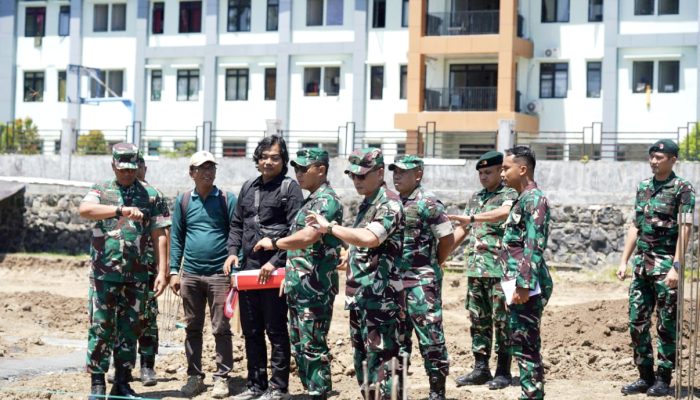 Asrena Kasad Tinjau Progres Pembangunan Kolam Renang di Markas Lettu Alif Primawan