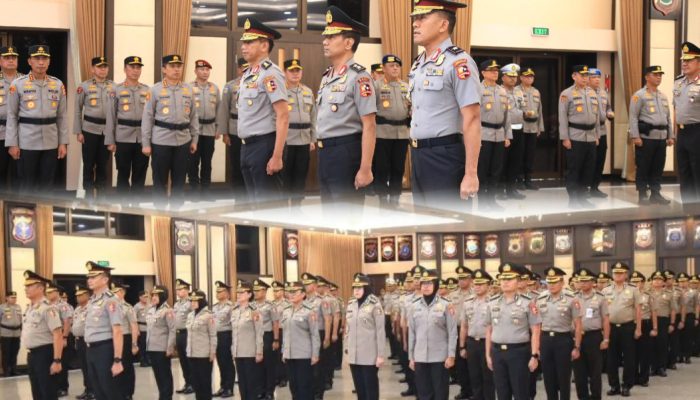 Korps Raport Penuh Haru! Tiga Jenderal Baru dan 87 Kombes Resmi Naik Pangkat di Mabes Polri