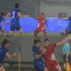 Pemain Timnas Putri Indonesia berusaha melewati hadangan pemain Taiwan dalam laga Kualifikasi Piala Asia Putri 2026 di Stadion Indomilk Arena.