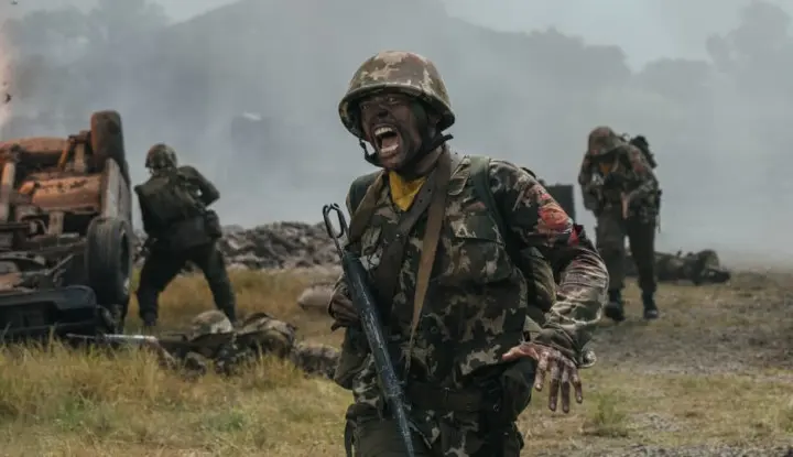 Ajil Ditto, Adinda Thomas, dan para pemain film Believe saat menghadiri gala premiere di Plaza Senayan XXI Jakarta