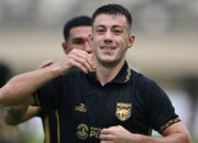 Drama Penalti! Borneo FC Bungkam PSBS Biak di Sleman, Mariano Peralta Jadi Penyelamat