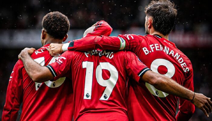 Drama Lima Gol di Old Trafford, Penalti Fernandes Jadi Penyelamat Manchester United
