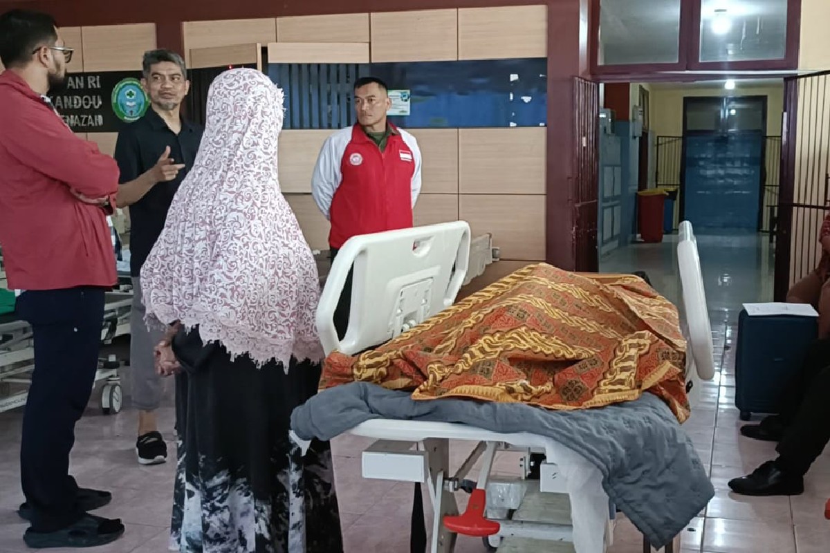 Kuasa hukum Ave Avianty mengecam Kejari Manado atas penolakan pembantaran medis sebelum kliennya meninggal dunia akibat sakit berat.