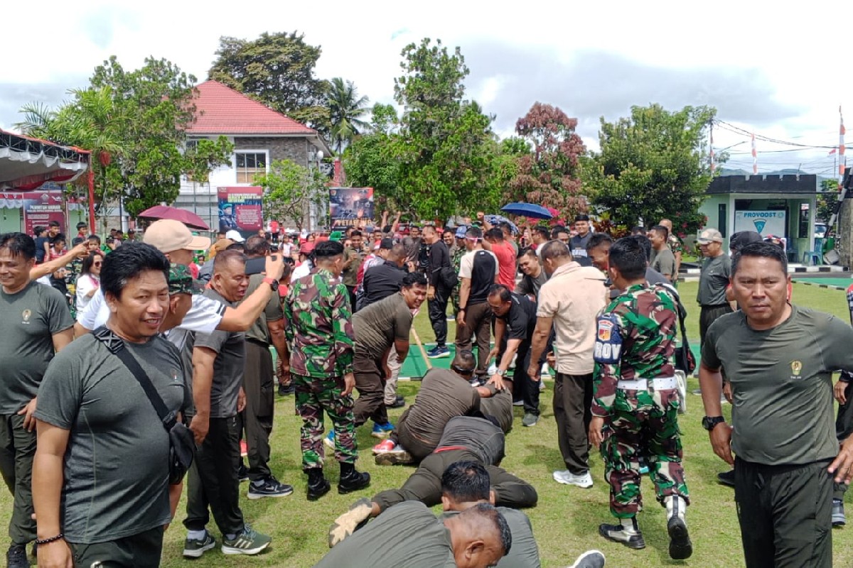 Lomba HUT ke-80 RI di Markas Kodim 1302 Minahasa bersama Letkol Inf Bonaventura, prajurit dan keluarga TNI meriahkan perayaan kemerdekaan.