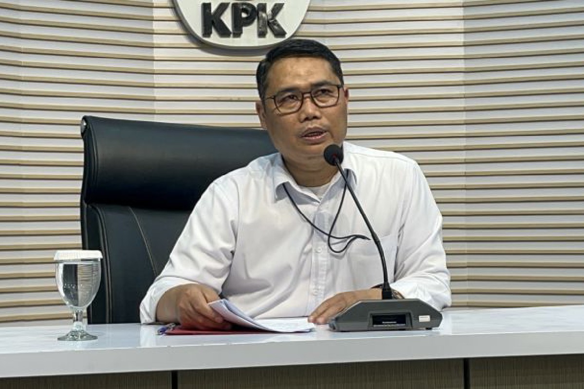 Gedung KPK di Jakarta, lokasi konferensi pers pengembangan kasus suap dana hibah Jawa Timur yang menyeret 21 tersangka.