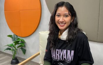 Claresta Taufan memerankan Maryam dalam film horor Indonesia, menampilkan kisah nyata gangguan jin selama 30 tahun