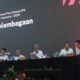 Wakil Ketua KPK Fitroh Rohcahyanto menjelaskan tren laporan dugaan korupsi semester I 2025 dalam konferensi pers di Gedung Juang KPK, Jakarta.