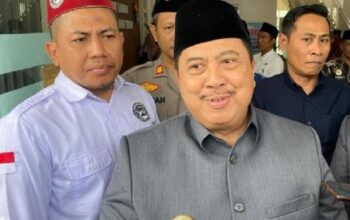 Warga Jombang keluhkan kenaikan PBB-P2 hingga 1.202 persen, Bupati Warsubi sebut hanya jalankan aturan lama dan janji tak ada kenaikan hingga 2027.