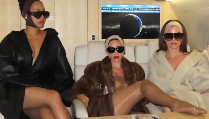 Jet Pribadi, Glamour, dan Face Wrap: Kim Kardashian Promosikan SKIMS di Perjalanan ke Korea