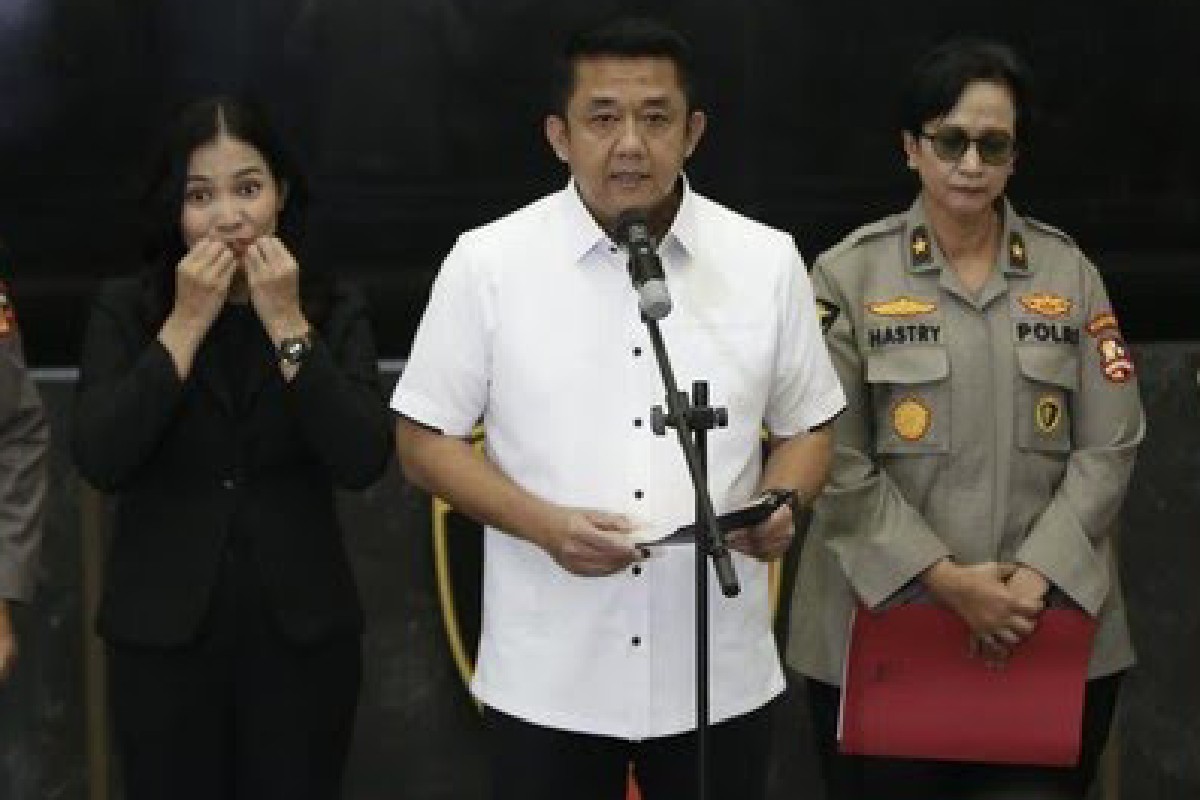 Kasubdit I Dittipidsiber Bareskrim Polri Kombes Rizki Agung Prakoso umumkan hasil tes DNA Ridwan Kamil dan anak Lisa Mariana.
