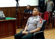 Nyawa Ojol Melayang, Perwira Brimob Terdepak: Kompol Kosmas Dipecat Tidak Hormat