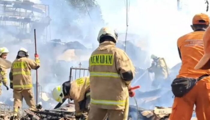 Suami Nekat Bakar Rumah Kontrakan di Cakung, Istri dan Mertua Jadi Korban