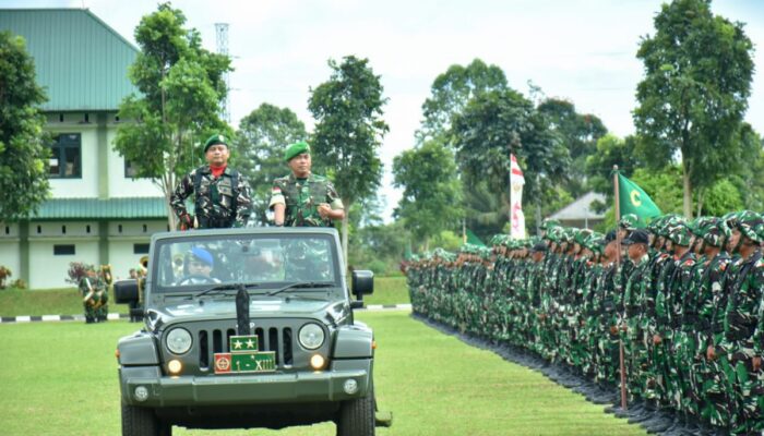 Bagian Sishankamrata, Pangdam Merdeka Buka Latsarmil Komcad di Tomohon