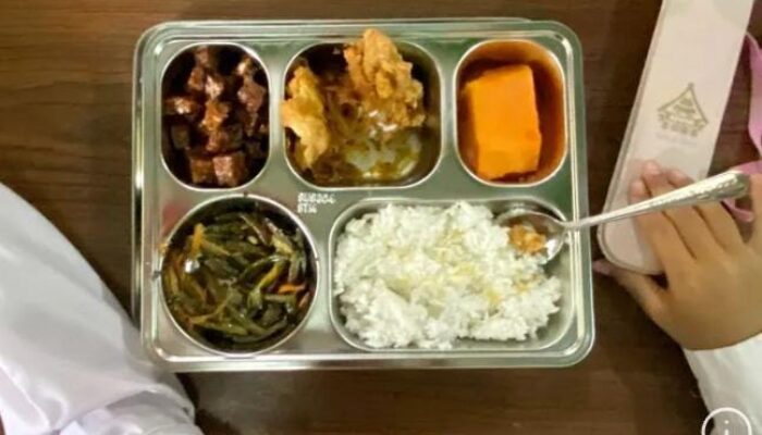 Hari Bersejarah di Kakas: 2.957 Penerima Manfaat Resmi Terima Menu Bergizi Gratis