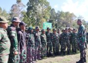 Dukung Kesejahteraan Prajurit, Dandim dan Ketua Persit Minahasa Kunjungi Kompi Produksi