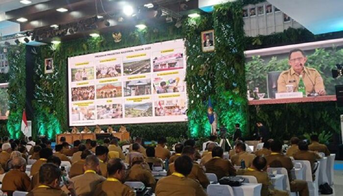 Mendagri Tito Karnavian Tegaskan Pengawasan Ketat Sertifikat Laik Higienis Sanitasi Dapur MBG “Jangan Ada yang Asal Terbit”