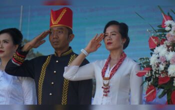 Letkol Bonaventura Kenakan Baju Adat di HUT Kabupaten Minahasa ke-597