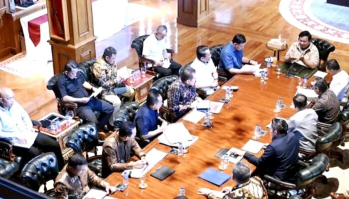 Prabowo Gelar Rapat Tertutup di Hambalang, Operasi Nasional Penertiban Hutan dan Tambang Ilegal Dimulai