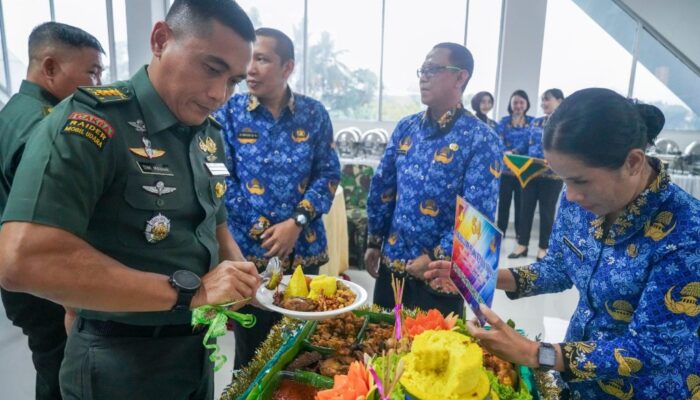 Bacakan Amanat Pangdam di HUT Korpri, Kolonel Dwi Mawan Apresiasi ASN