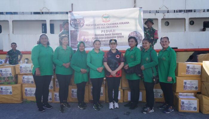 Bantuan Kemanusiaan Persit PD Merdeka Tiba di Siau