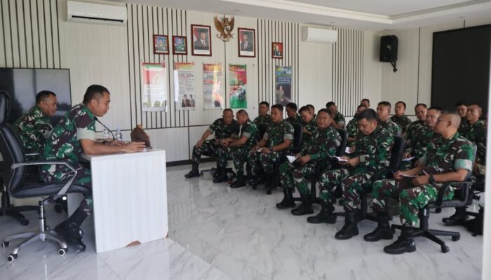 Dandim Minahasa Pimpin Jamdan dan Latihan Yel-yel, Tekankan Disiplin serta Etika Prajurit