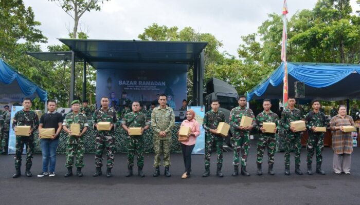 Bazar Ramadan Kodam Merdeka Bantu Masyarakat