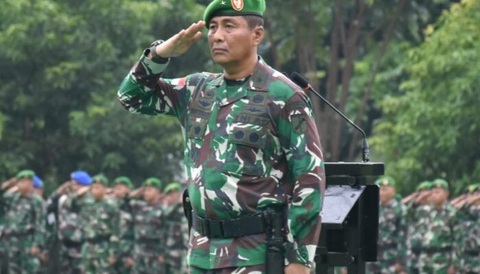 Brigjen Yustinus Tekankan Profesionalisme dan Disiplin Prajurit di Upacara 17-an