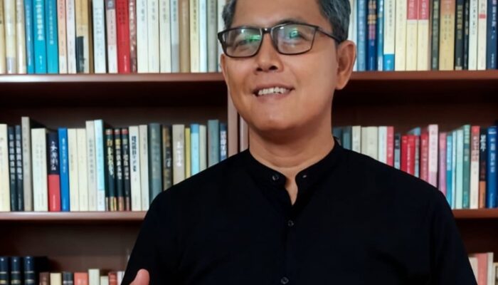 Potret Jalan Rusak di Sulut dan Krisis Tanggung Jawab Dalam Perspektif Hukum