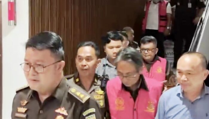 Eks Pj Bupati Sitaro Cs Masuk Sel, Kejati Sulut Bidik Tersangka Baru di Kasus Erupsi Gunung Ruang Rp22,77 Miliar
