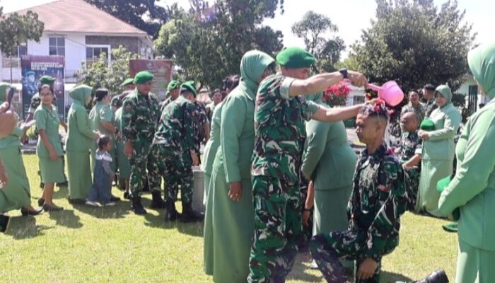 Kasdim Minahasa Pimpin Upacara Kenaikan Pangkat 25 Prajurit