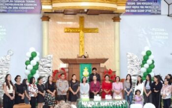 Kapolsek Kakas Hadiri HUT GMIM Paulus Wasian ke-99, Ajak Warga Bersatu Pasca Pilhut