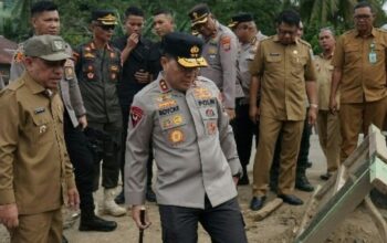 Kapolda Sulut Turun ke Lokasi Banjir Bandang Bolmong, 181 KK Terdampak Terima Bantuan