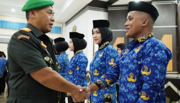 Pangdam Merdeka Minta 115 PNS Baru Mengabdi dengan Hati dan Integritas