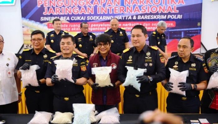 Pilot Malaysia Diduga Jadi Kurir Narkoba, 70 Ribu Butir Ekstasi Senilai Miliaran Rupiah Digagalkan Masuk Indonesia