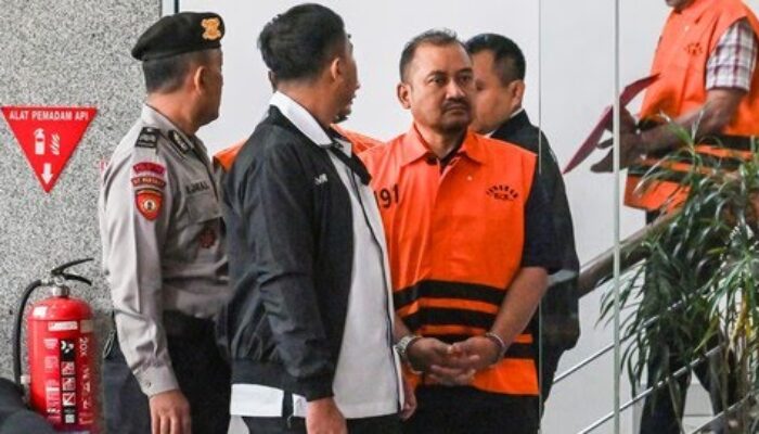 Ajudan Pimpinan KPK Ikut Diborgol dalam OTT Bupati Pemalang, Uang Rp2 Miliar Jadi Barang Bukti
