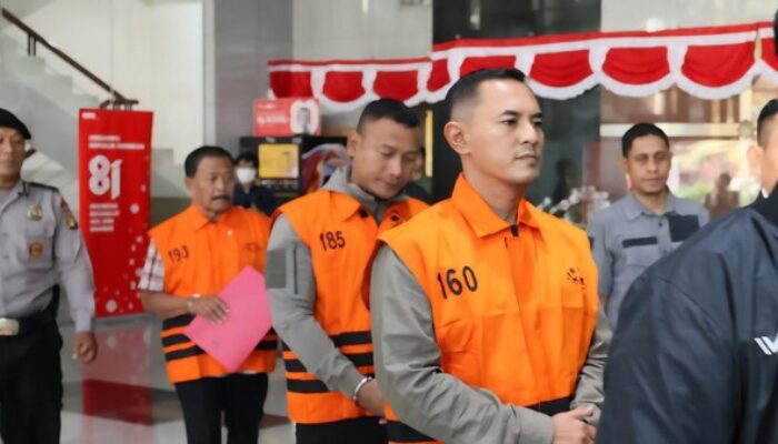Rompi Oranye Mengguncang Pemalang: Bupati, Orang Kepercayaan, hingga Staf Administrasi KPK Ditahan, OTT Sita Uang Lebih Rp2 Miliar