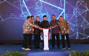 Menteri ATR/BPN Nusron Wahid meluncurkan transformasi layanan pertanahan dengan target balik nama selesai 10 hari efektif pada HUT ke-81 RI.