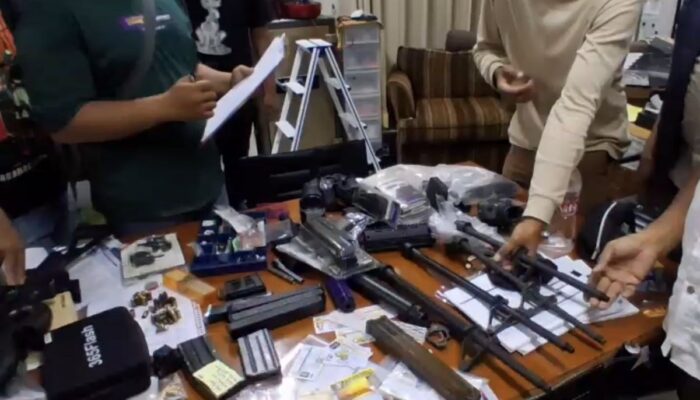 Gudang Sekolah Bikin Gempar! 995 Air Soft Gun, Senjata Api hingga Narkotika Ditemukan