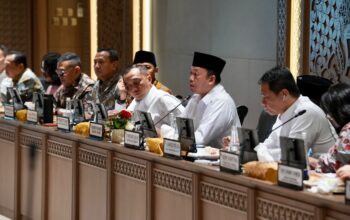 Menteri ATR/BPN Nusron Wahid menjelaskan tiga kategori konflik agraria dan mekanisme penyelesaiannya dalam rapat koordinasi bersama pimpinan DPR RI.
