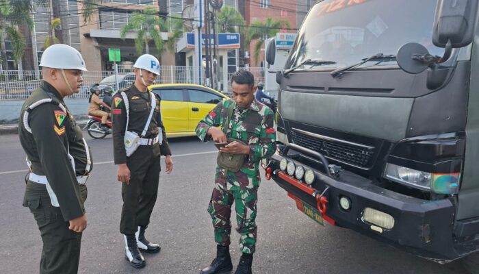 Pomdam Merdeka Razia Kendaraan, Prajurit Harus Tingkatkan Disiplin dan Kepatuhan